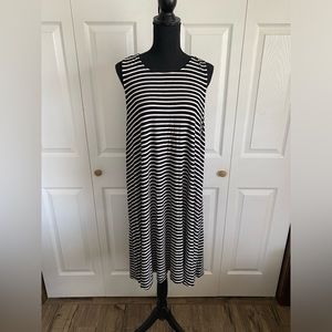 Old Navy tank dress black & white striped - XL